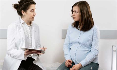 what to expect during your first gynecologist visit