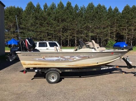 2005 Smoker Craft 161 Stinger Three Lakes Wisconsin