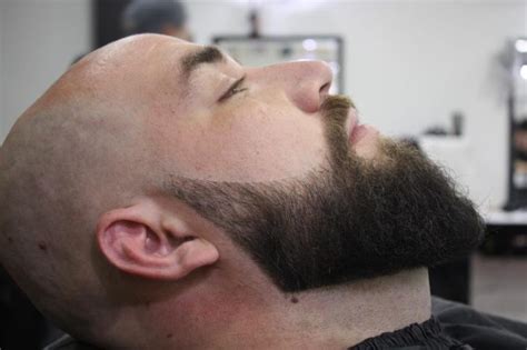 5 Easy Steps To Achieve The Perfect Beard Neckline 2023