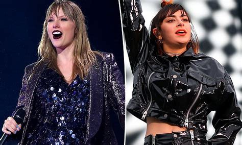 Charlie Xcx Performs With Taylor Swift During Her Reputation Tour In