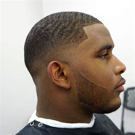 Between fresh afro fades, burst fade mohawks, 360 waves, natural sponge twists, flat tops, and a number of other haircuts for black men, black hair has many options. 20 Very Short Haircuts for Men
