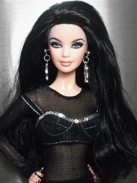 Pin By Wingsofeyeliner 💄🕶💋🎼🎧 On Doll Parts Beautiful Barbie Dolls Barbie Fashion Fashion