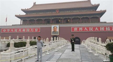 ✪ гигантская площадь тяньаньмэнь в пекине ✪ пекин: Las víctimas de Tiananmen no se rinden y piden justicia 29 ...
