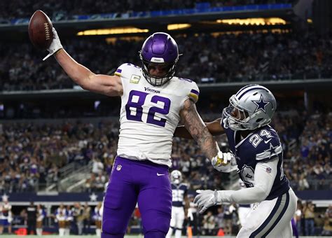 Minnesota Vikings Beat Cowboys On Sunday Night Football In Week 10