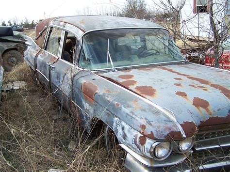 abandoned hearse..sweet junk yard find. Vintage Cars, Antique Cars