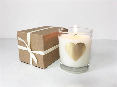 Top 10 Most Luxurious Wedding Gift Ideas for Wealthy Couple | Pouted