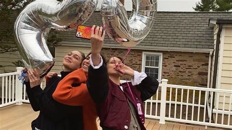 Gigi Hadid Celebrates Her 25th Birthday With Bella Balloons And An