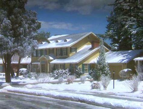 National Lampoons Christmas Vacation House In Snow Christmas Vacation House National Lampoons