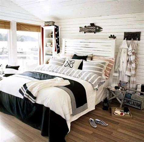 20 Beautiful Nautical Bedroom Ideas