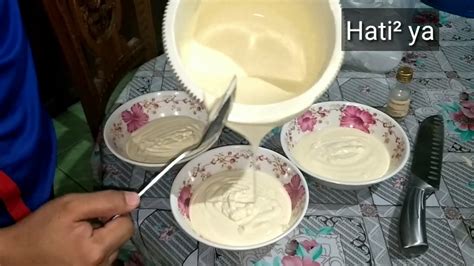Cara membuat ice cream sendiri di kosan memang tak sesulit seperti yang kamu bayangkan. Cara membuat ice cream padle pop hanya menggunakan 3 bahan ...