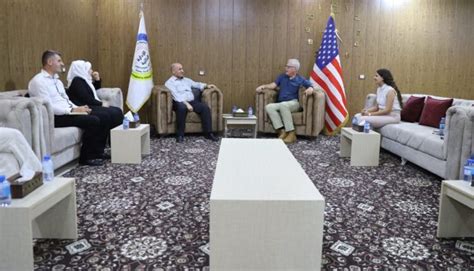 Former Us Defense Secretary Visits Ne Syria Calls To Support Aanes