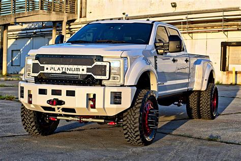Big Boy White Ford F 450 Fitted With Custom Mesh Grille Big Ford