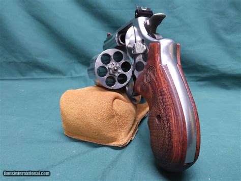 SMITH & WESSON 629-6