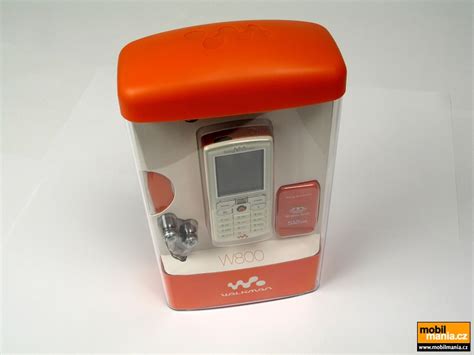 Sony Ericsson W800 Pictures Official Photos