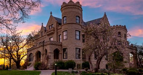 Five Reasons To Visit The Castle This Holiday Season Visit Joslyn