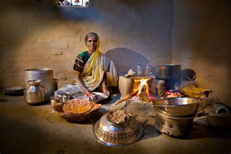 Laksmi In Her Kitchen Maharashtra India Laksmi Bai Jadav Flickr