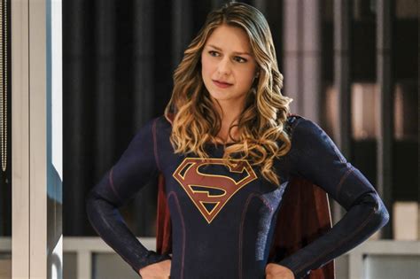 Supergirl Season 2 Photos And Posters Melissa Benoist Filmofilia