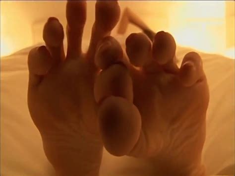 Anri Sugiharas Feet