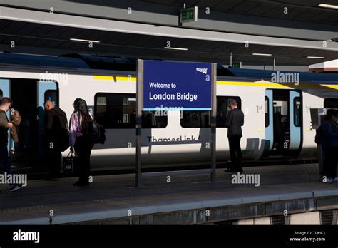 Passengers Platforms And Trains London Bridge Station London England