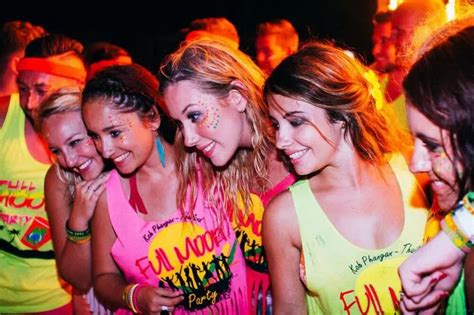 Thailand Nightlife Tips For Experiencing The Famous Full Moon Party