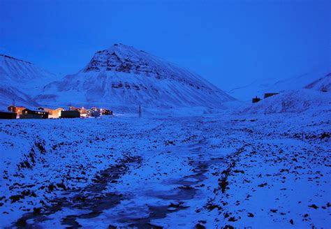 Filepolar Night Longyearbyen Wikimedia Commons