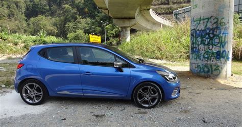 The transport commission of shenzhen announced on its official site this a survey done by newspaper southern metropolis daily last year showed that 80 percent of shenzhen's cab drivers were unsatisfied with the. Motoring-Malaysia: TEST DRIVE: Renault Clio GT Line - A ...