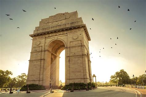 7 Famous Historical Monuments In Delhi For History Buffs Swan Tours