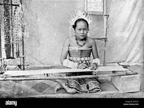 Sea Dayak Woman Sarawak Borneo Stock Photo Alamy