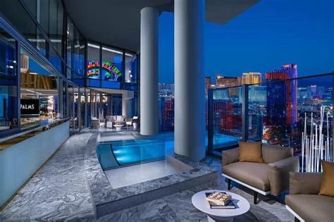 12 Las Vegas Hotels With Private Pool In Room