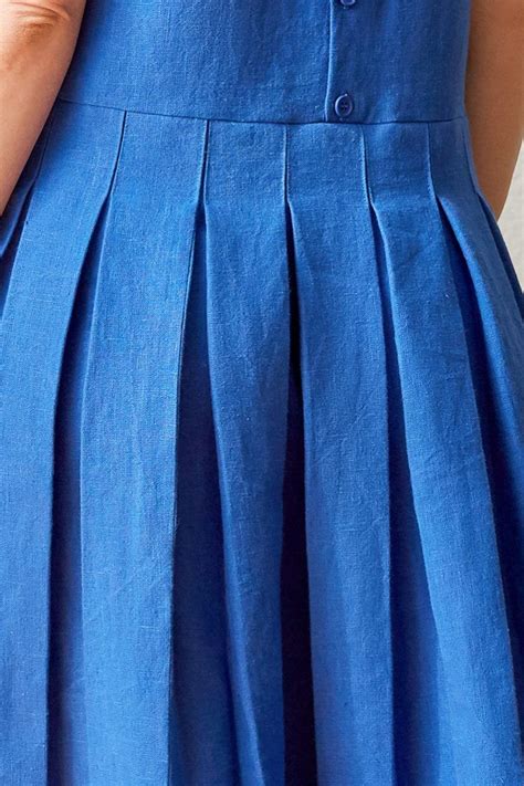 Sewing Glossary How To Sew Box Pleats Tutorial The Thread Pleated