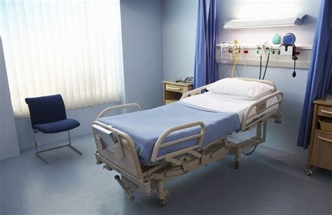 Hospital Staffing Shortages Contribute To Lower Hospital Bed Availability Across Kansas • Kansas