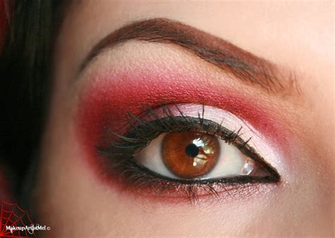 Daring Red Eyeshadow Makeup Tutorial