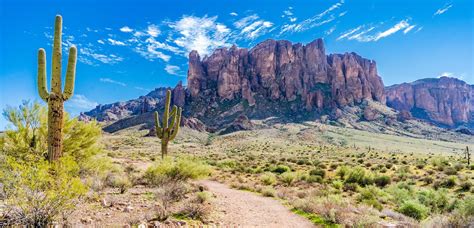 How To Enjoy The Beauty Of Arizonas Superstition Mountains