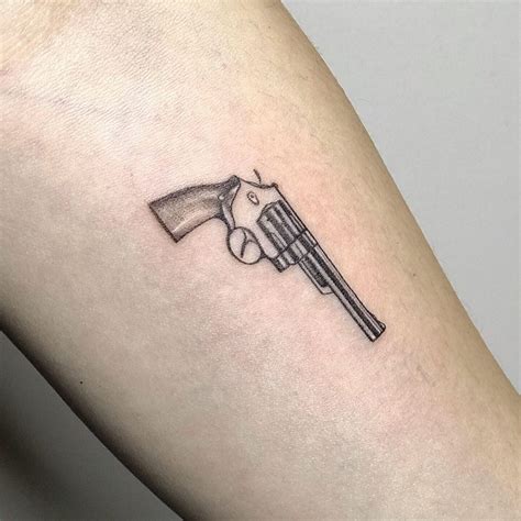 Smith And Wesson Model 29 44 Magnum Revolver Tattoo