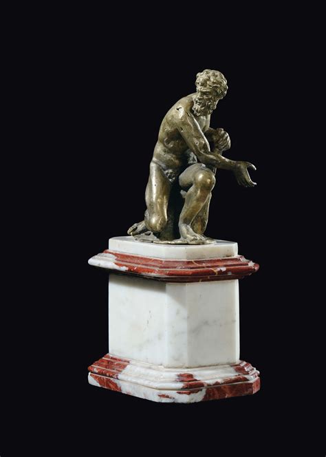 Scultura in bronzo fuso e cesellato raffigurante Ercole seduto, Maestro ...