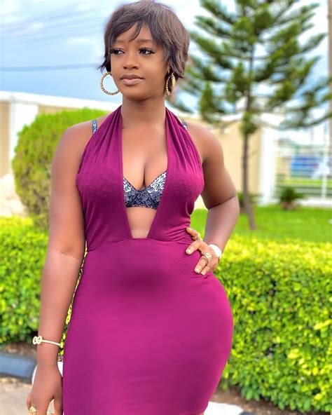 10 Instagram Photos Of Luchy Donalds As She Celebrates Her Birthday Today