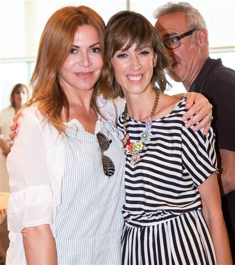 Mother, with boyfriend joaquim barata correia (an economist), of twin girls named francisca and laura (b. Lançamento do primeiro livro de Ana Marques - MoveNotícias