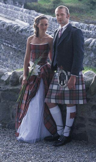 Scottish Wedding Bride And Groom Scotland Highlander Outlander