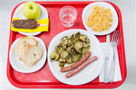 What French Kids Eat For School Lunch It Puts Americans