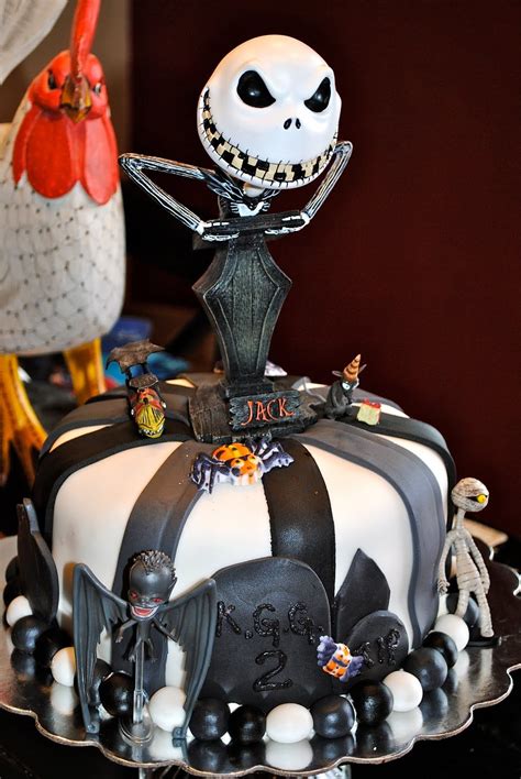 Characters and cake covered in fondant. Nightmare before Christmas Cake | Holiday Cake Gallery ...