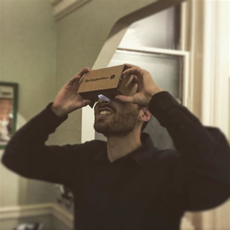 An Awesome Virtual Reality Pic What The A Danasorous Gazing