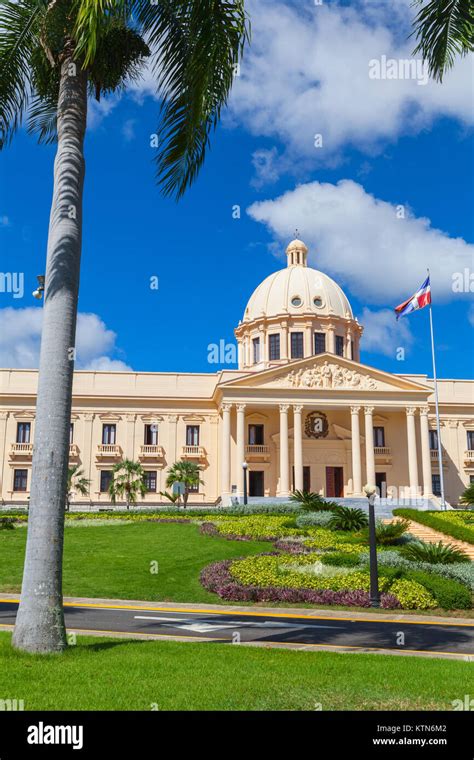 Palacio Nacional En La Republica Dominicana Fotografías E Imágenes De