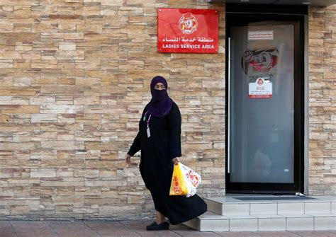 Saudi Restaurants No Longer Need To Segregate Women And Men