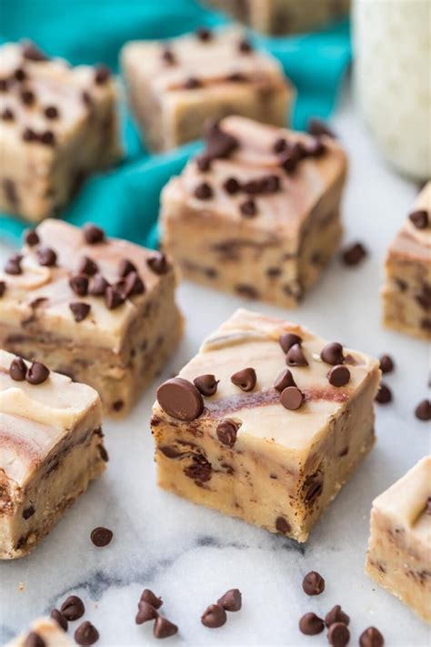 Easy Cookie Dough Fudge Sugar Spun Run