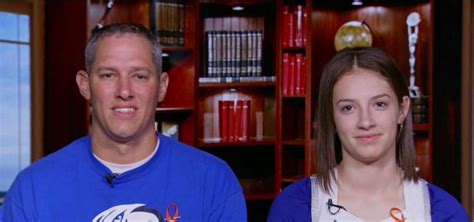 Cheer Dad And Cheerleader Daughter React After Viral Video I Didn T Expect Him To Go That