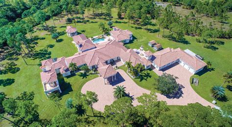 An Ideal 16 Acre Waterfront Compound In The Hamptons The Details Of