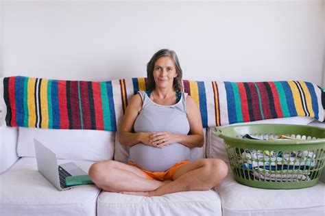 Geriatric Pregnancy Risks Benefits What To Expect
