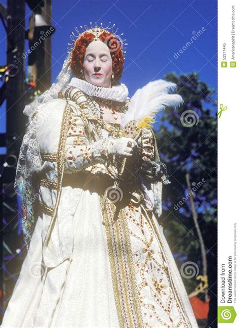 Since queen elizabeth never married she was given the nick name. Actress Dressed As Virgin Queen Elizabeth At The ...