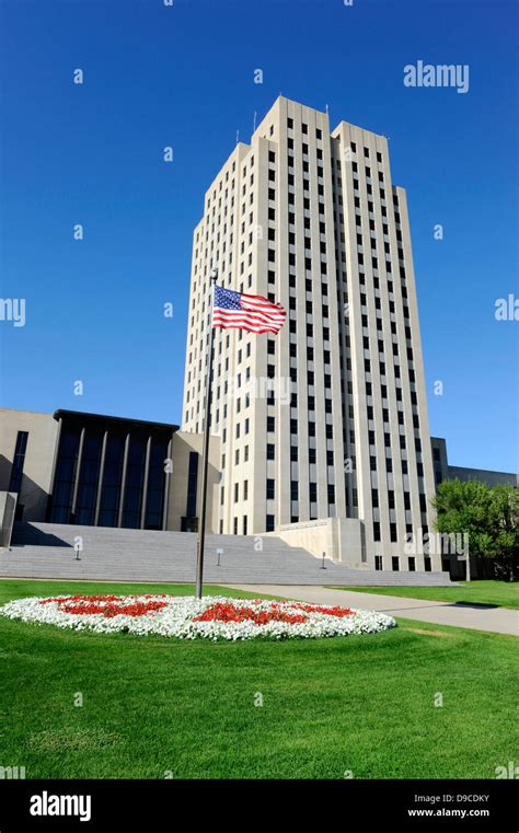North Dakota State Capitol Building Bismarck Nd Stock Photo Alamy