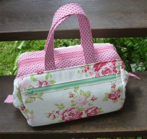 Emmaline Bags The Luxie Lunch Bag Pattern Review By Bluey